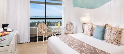 Grand Oasis Cancun Room