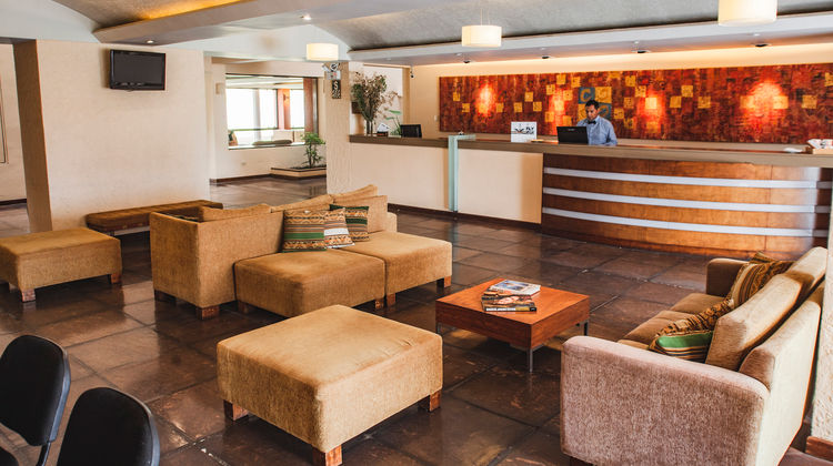 BTH Hotel Arequipa Lake Lobby