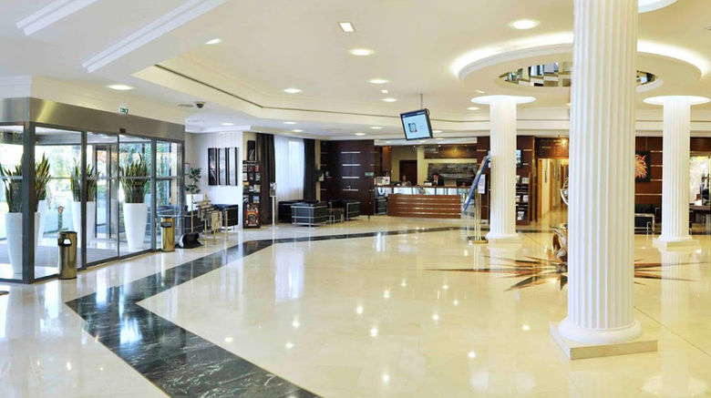 <b>Westotel Nantes Atlantique Lobby</b>