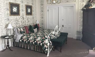 Rosehill Inn Bed & Breakfast