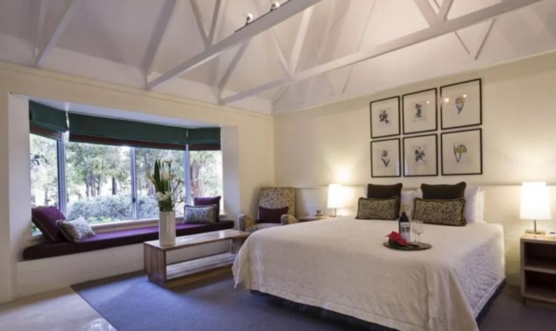 Cape Lodge Room