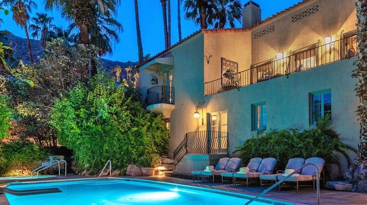 The Willows Historic Palm Springs Inn Exterior