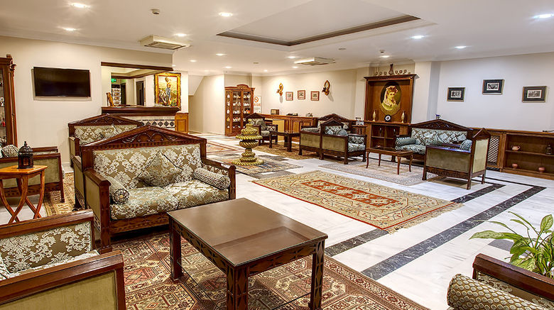 Saba Hotel Lobby