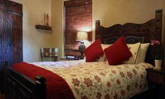 Antigua Inn