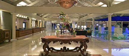 Iberostar Waves Dominicana Lobby