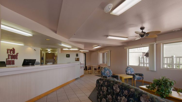 Motel 6 Brownsville North Lobby