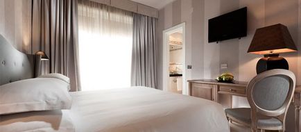 Club Hotel Room