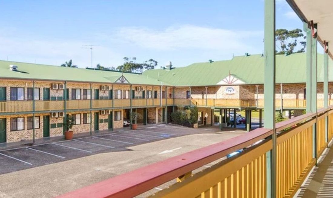 Bayswater Tweed Motel Exterior