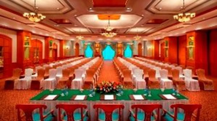 Carlton Palace Hotel Dubai Meeting