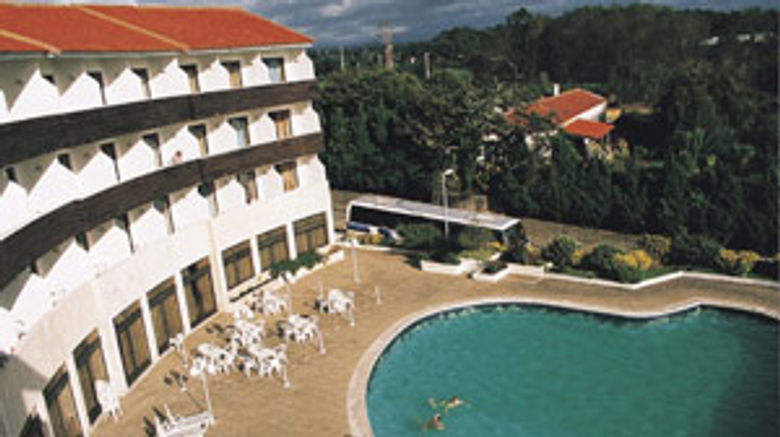 <b>Hotel Meia Lua Pool</b>