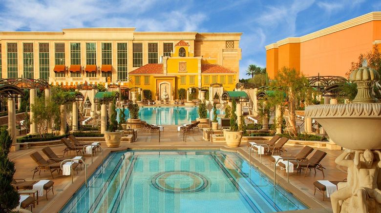 <b>The Venetian Resort Las Vegas Pool</b> <b>The Venetian Resort Las Vegas Pool</b>