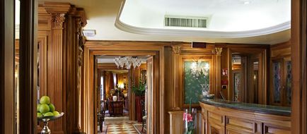 Hotel Santa Marina Lobby