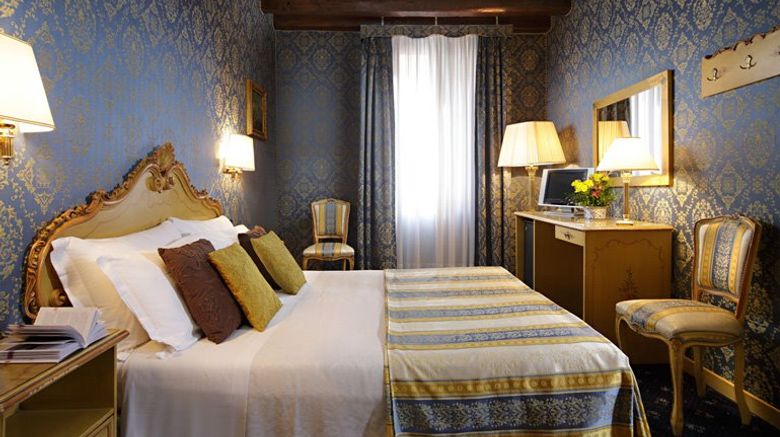 <b>Hotel Santa Marina Room</b>