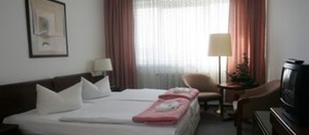 Berolina Airport Hotel Room