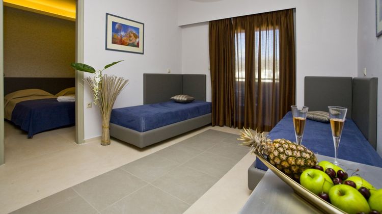 Astron Hotel Suite
