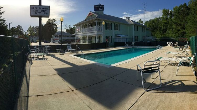 Woodstream Inn Hogansville Pool