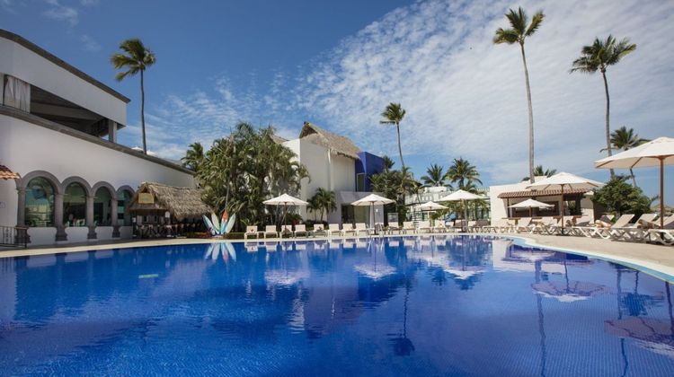 Crown Paradise Club Exterior