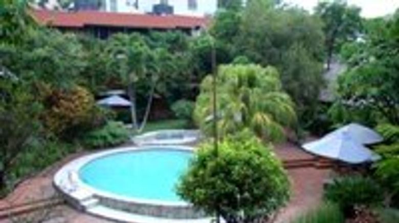 <b>Novo Hotel & Suite Pool</b>