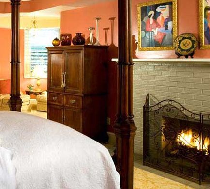 Swann House Room