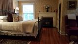 The Hummingbird Inn Room