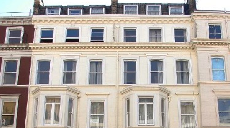 Cromwell Crown Hotel Exterior