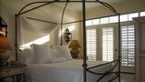 The Avalon Condominiums Room