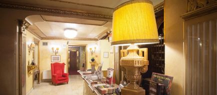 Hotel Turner Lobby