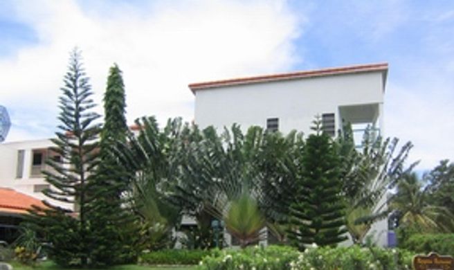 Allamanda Beach Resort & Spa Exterior