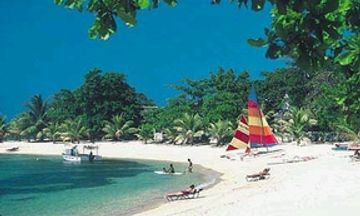 Beach House Villas & Hotel