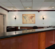 SureStay by Best Western Vancouver Arpt Lobby