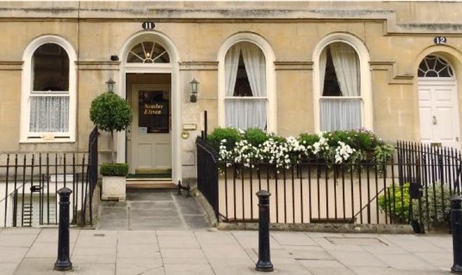 Kennard Hotel Exterior