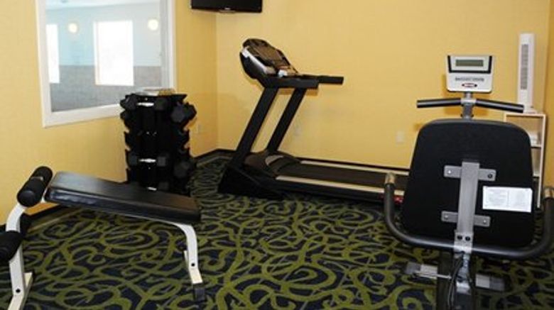 <b>Quality Suites Airport Health</b>