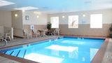 Quality Suites Airport Pool