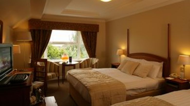 <b>The Westwood Hotel Room</b>