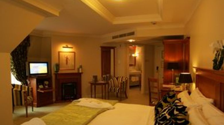 <b>The Westwood Hotel Suite</b>