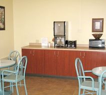 Super 8 Wichita North Restaurant