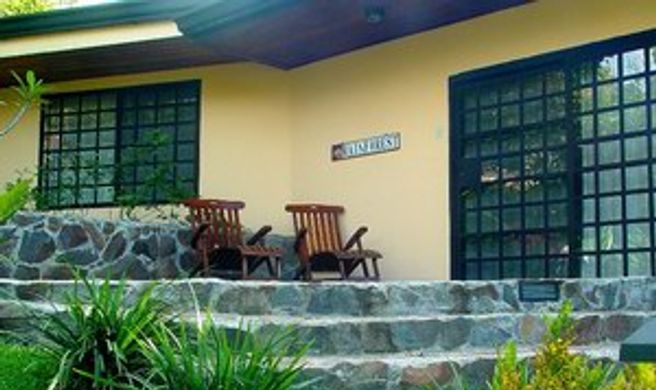 Pura Vida Hotel Exterior