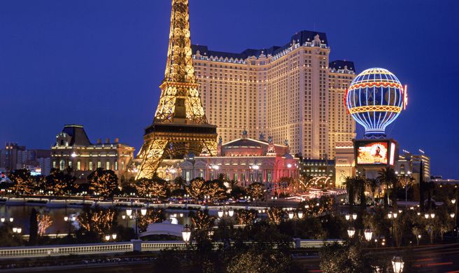 Paris Las Vegas Exterior