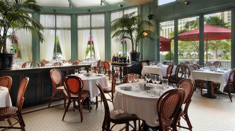 <b>Paris Las Vegas Hotel & Casino Restaurant</b> <b>Paris Las Vegas Hotel & Casino Restaurant</b>