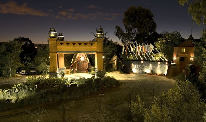 Misty Hills Country Hotel, Conf Ctr & Sp Exterior