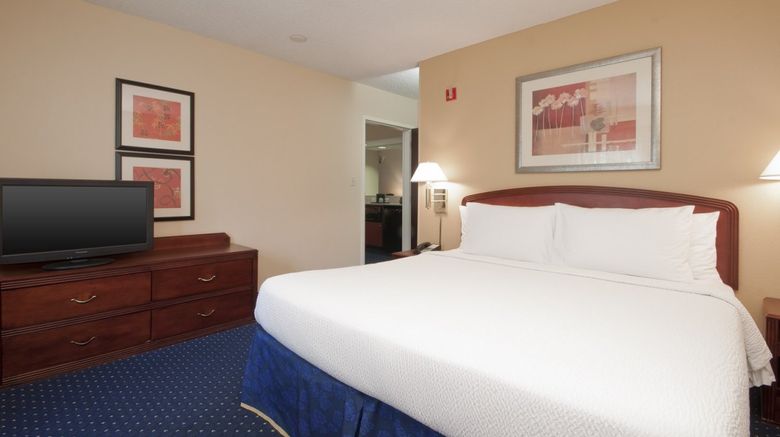 <b>Courtyard By Marriott Beaumont Suite</b> <b>Courtyard By Marriott Beaumont Suite</b>