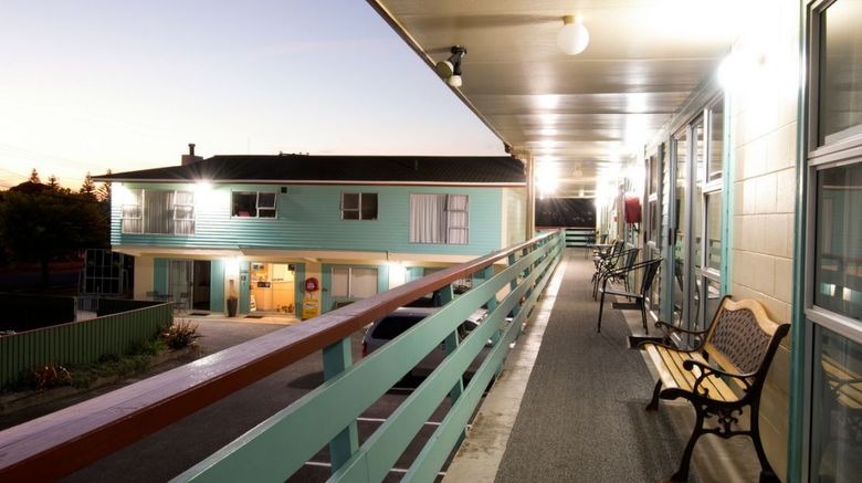 Kapiti Gateway Motel Exterior