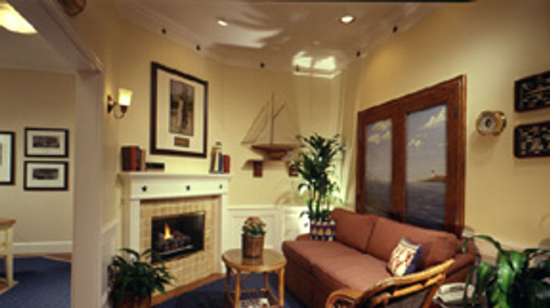 <b>Snug Harbor Inn Bar/Lounge</b>