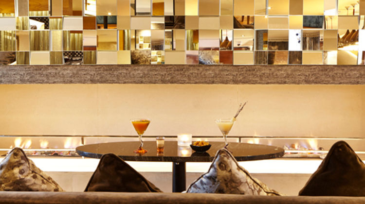 Hotel Indigo London K West Shepherd's Lobby