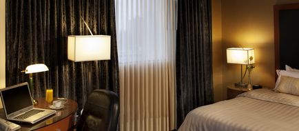 Executive Plaza Coquitlam Room