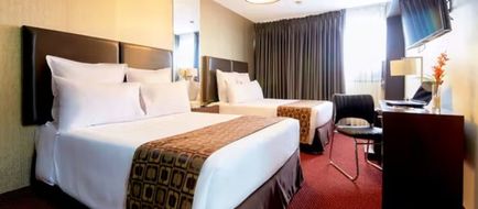 Hotel Carrera Room