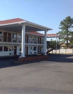 Economy Inn By OYO Ashburn