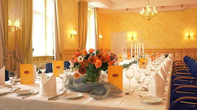 <b>Romantik Hotel Dorotheenhof Weimar Banquet</b> <b>Romantik Hotel Dorotheenhof Weimar Banquet</b>