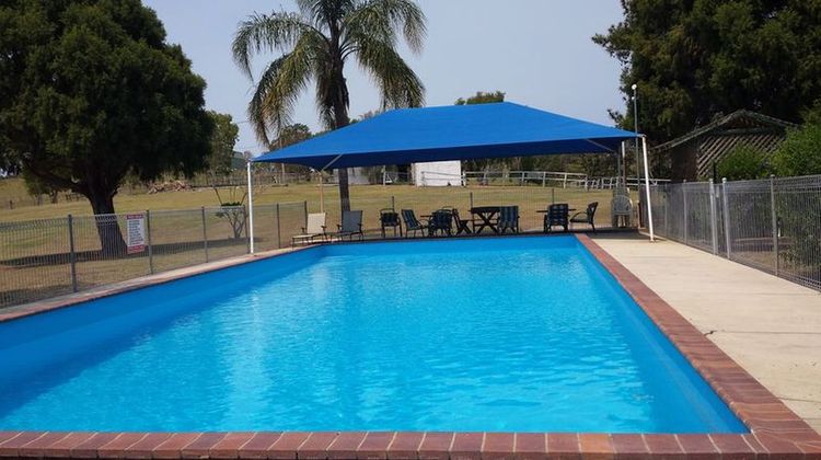 Jacaranda Motor Lodge Pool