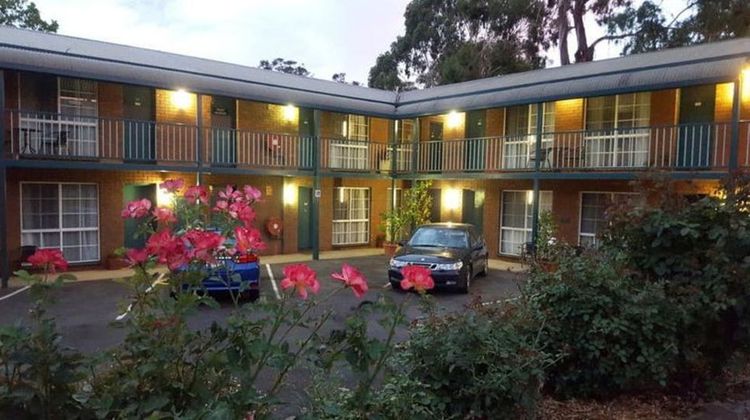 Hepburn Springs Motor Inn Exterior